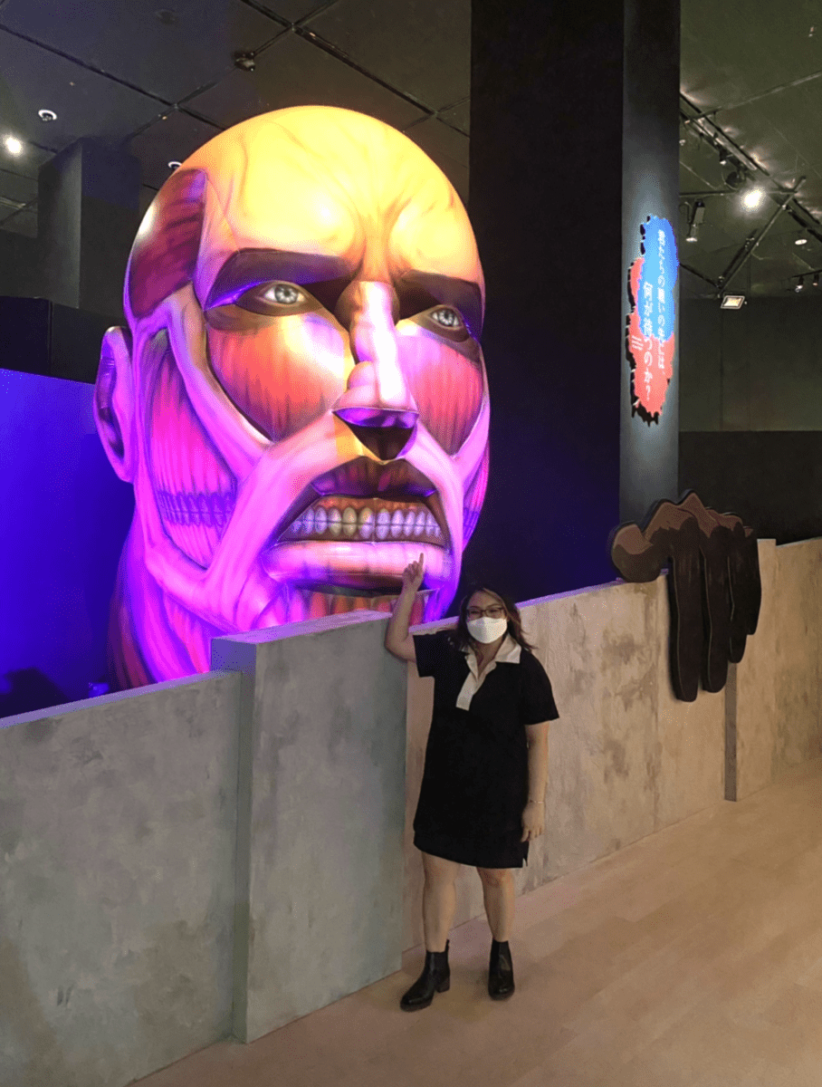 attack on titan exhibition titan head balloon