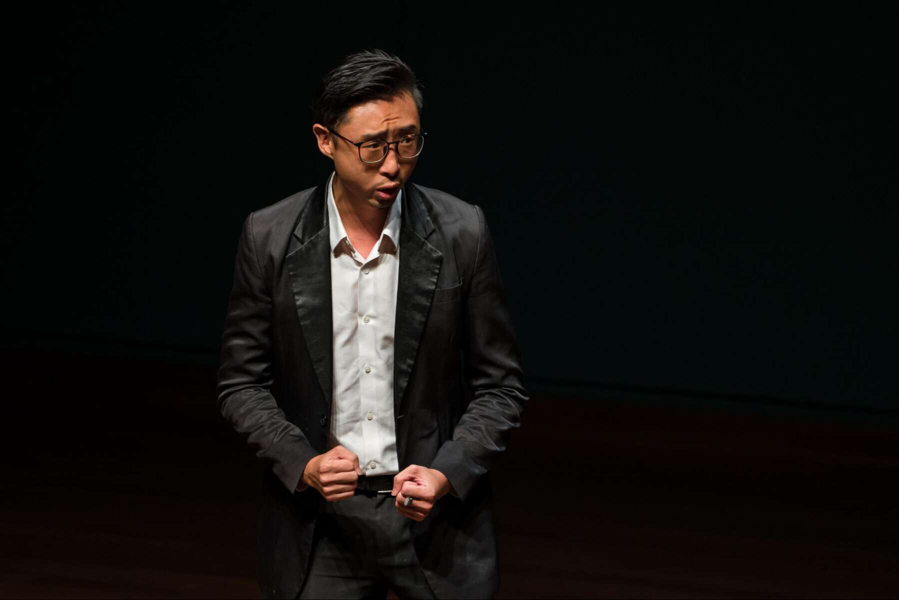 Jireh Koh performing a solo opera aria of Vieni, vieni o mio diletto at the Esplanade Recital Studio